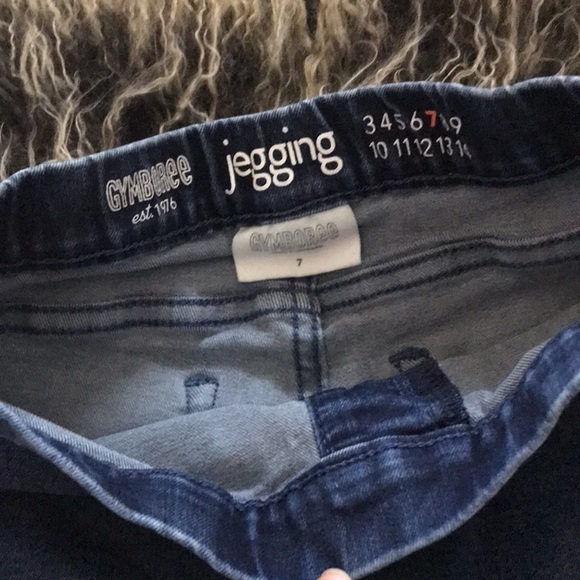 Girl’s jagging size 7 - Picture 4 of 7